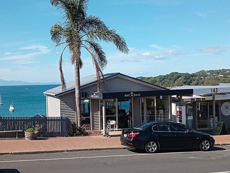 Waiheke Island Boutique Carousel 2