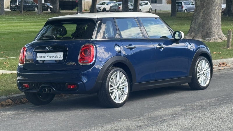 2016 MINI Cooper S 2.0 Turbo - 6-Speed Auto - E...483776526760038402