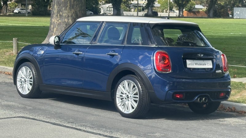 2016 MINI Cooper S 2.0 Turbo - 6-Speed Auto - E...483776526760038404