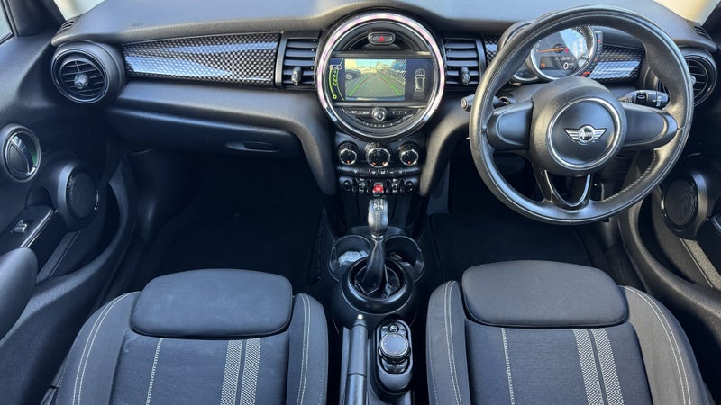 2016 MINI Cooper S 2.0 Turbo - 6-Speed Auto - E...4837765267600384015