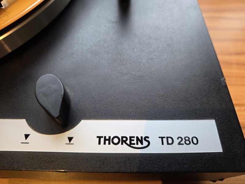 Thorens TD280 semi-automatic belt drive Turntable Carousel 2