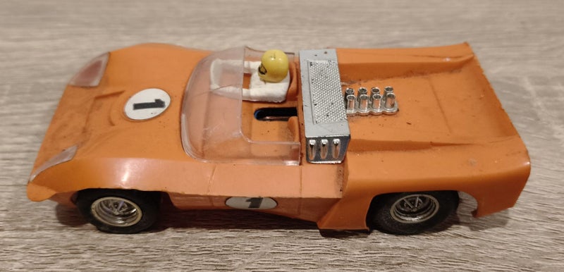 SCALEXTRIC ELEKTRA Carousel 1