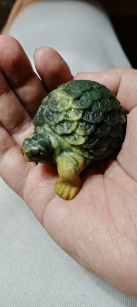 100% Nature Greenstone / Nephrite jade Money Turtle carving Carousel 1