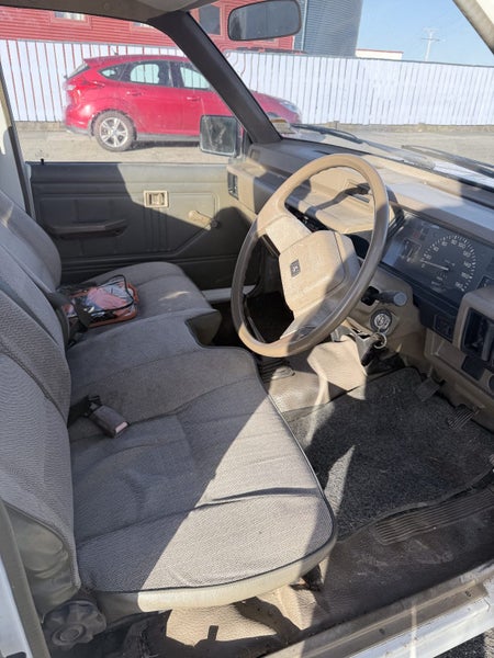 1991 Mitsubishi L200