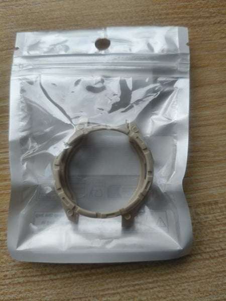 Brand New, Silicone Bumper Case for Garmin Fenix 8, 43mm, beige Carousel 4
