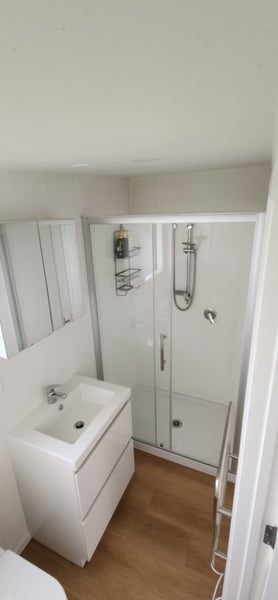 Self Contained Cabin 7.2m x 2.7m Carousel 2