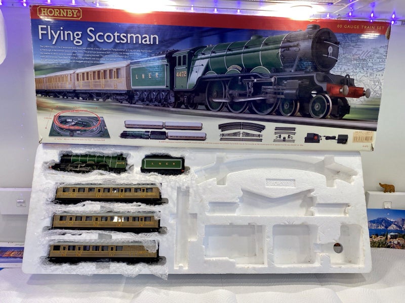 HORNBY HO FLYING SCOTSMAN Carousel 20