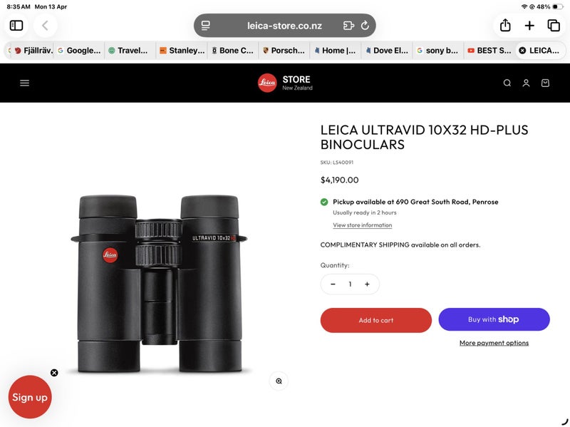 Leica 10x32 Ultravid HD PLUS Binoculars Carousel 3