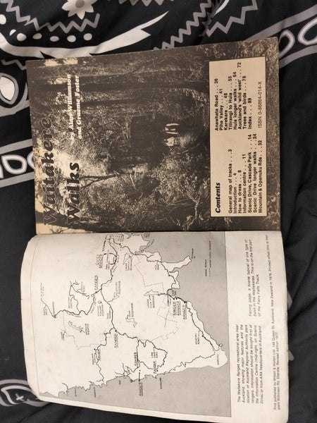 Waitakere Walks 1976 Paperback Carousel 2