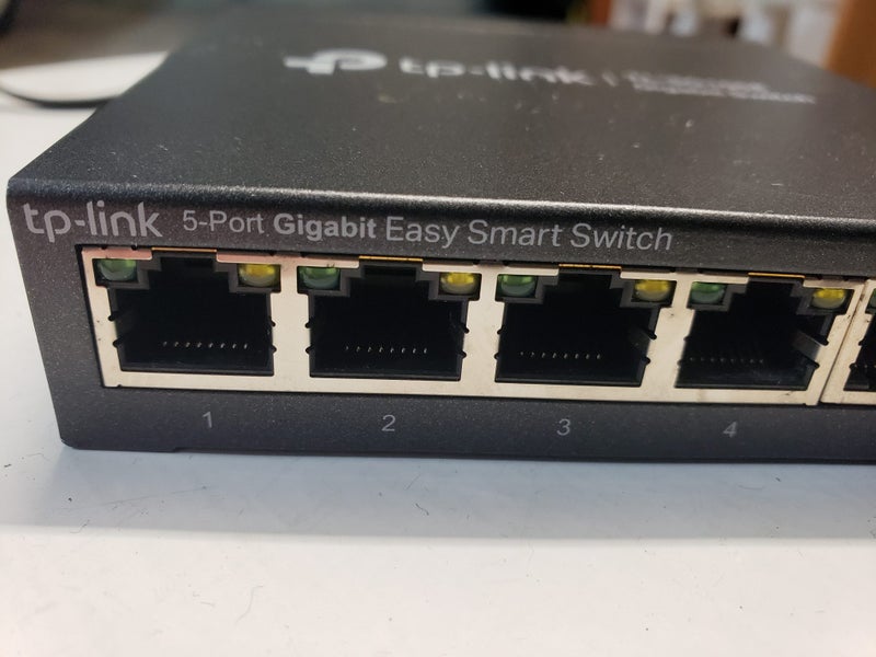 FritzBox, Spark Modem, TP-Link Mesh Router Hubs & 5 Port Gigabit switch Carousel 1