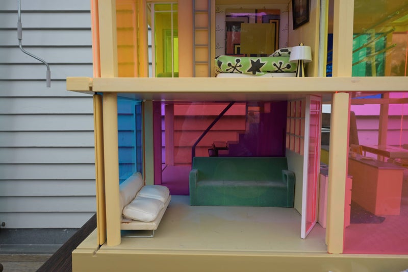 The Kaleidoscope House (ultra modern dollshouse) Carousel 10
