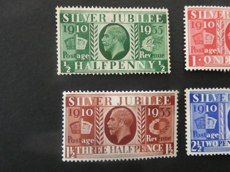 Britain Mint Jubilee set-$1res Carousel 2