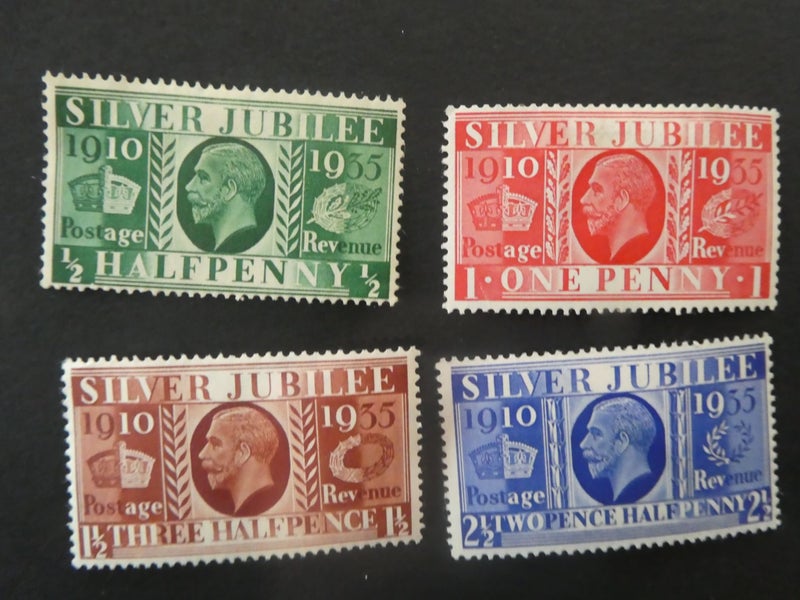 Britain Mint Jubilee set-$1res Carousel 5