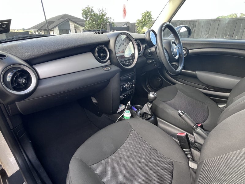 2012 MINI One430993664094382086