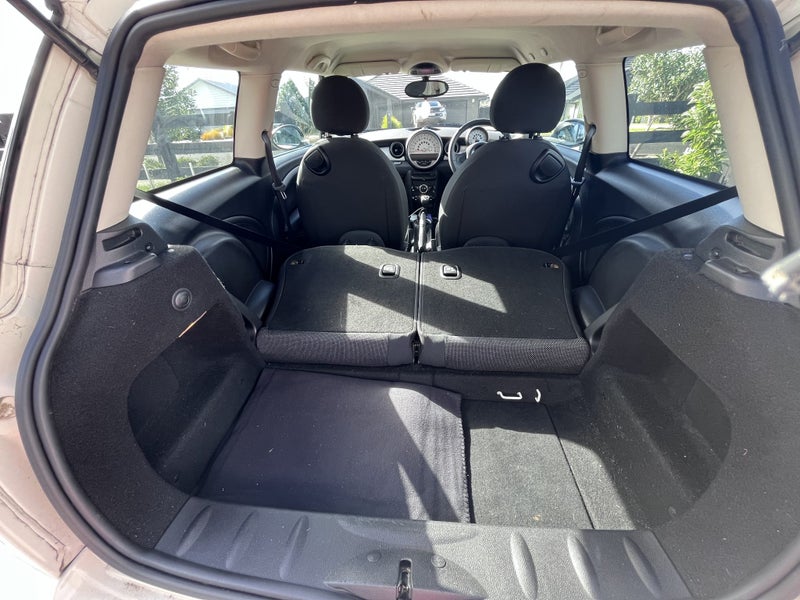 2012 MINI One4309936640943820812