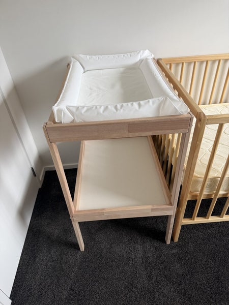 Ikea changing table431077659552010240