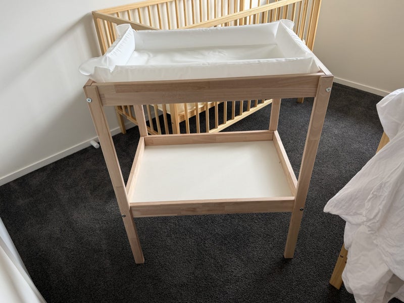 Ikea changing table431077659552010242