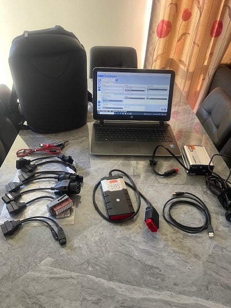 Cars & Trucks Diagnostic laptop Carousel 1