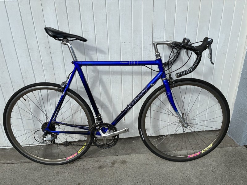 Giant Cadex CFR One Carbon - Large Carousel 1