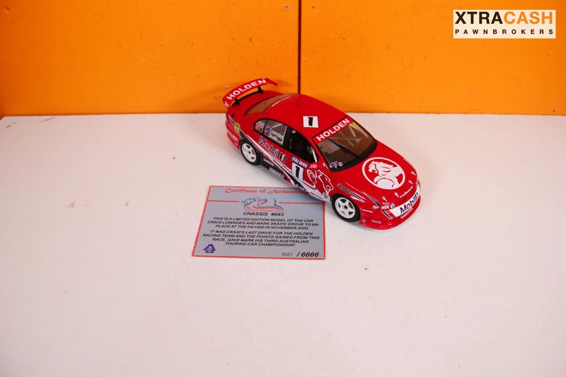 Auto Art - Holden Team Racing Craig Lowndes Mark Skaife 2000 Carousel 1