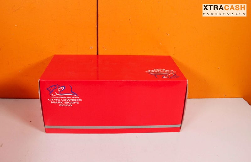 Auto Art - Holden Team Racing Craig Lowndes Mark Skaife 2000 Carousel 8
