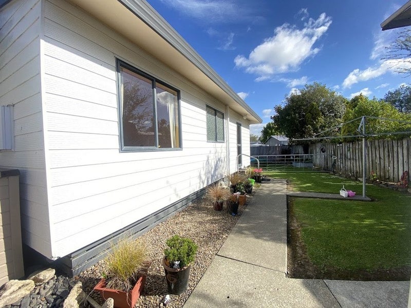 Image 1 of 14