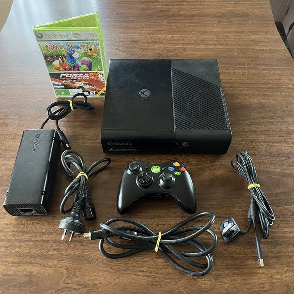 Xbox 360 E 500GB Console Set - Great Condition Carousel 1