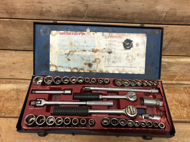 Vintage Medalist Socket Set - $1 RESERVE Carousel 1
