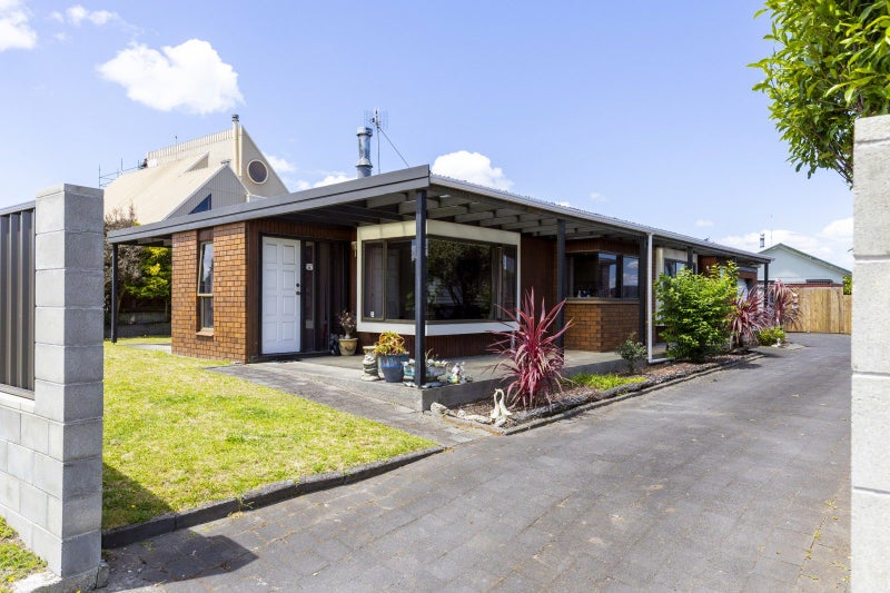 Image 1 of 25