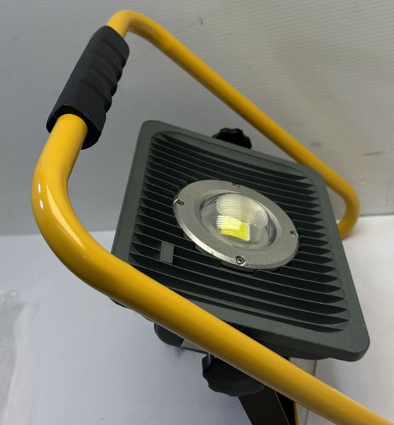 Qest 50W Industrial Work Light Carousel 2