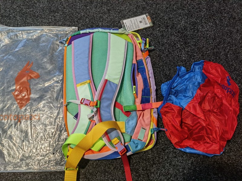 Cotopaxi allpha travel 28L rainbow bacpack brandnew Carousel 5