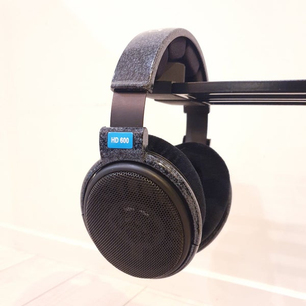 Sennhesier HD 600 Carousel 1