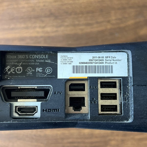 Xbox 360 S Console - Red light Carousel 4