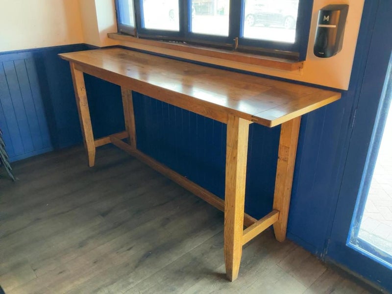 Wooden Bar Leaner Carousel 1