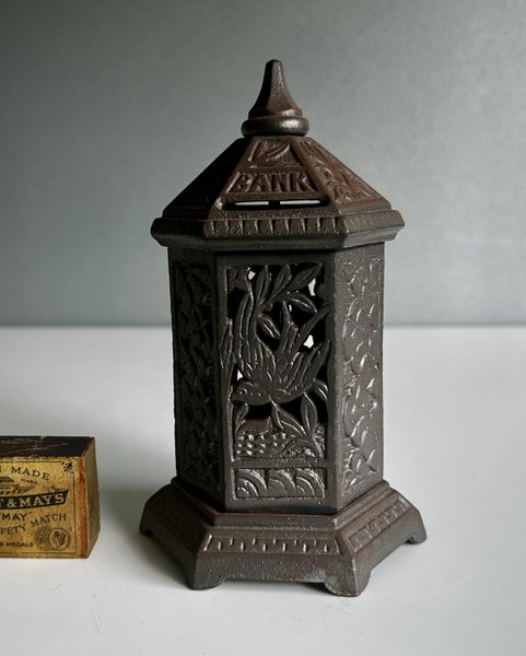 Antique cast iron post box money bank Carousel 1