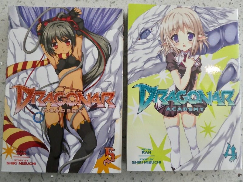 2x Dragonar Academy no.4 & 5 - Japanese Manga comic Carousel 1