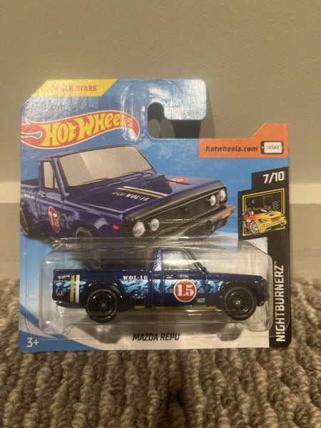 Hot Wheels Mazda Repu Super Treasure Hunt Short Card Carousel 1