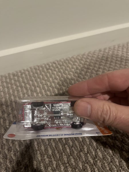 Hot Wheels Datsun Bluebird 510 Super Treasure Hunt Short Card Carousel 6