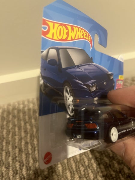 Hot Wheels Nissan 180sx Super Treasure Hunt Short Card Carousel 6