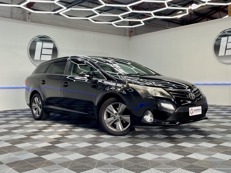 2014 Toyota Avensis WAGON 74,000 KMS