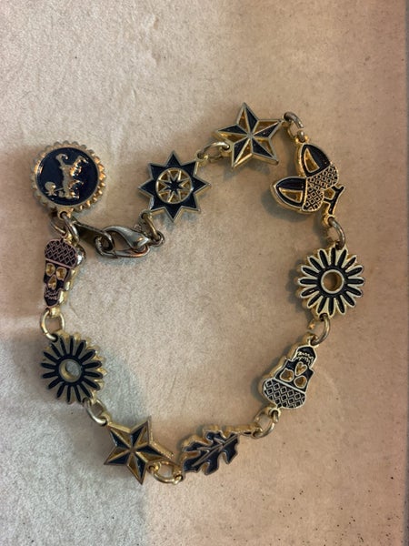 Karen Walker Carousel 1