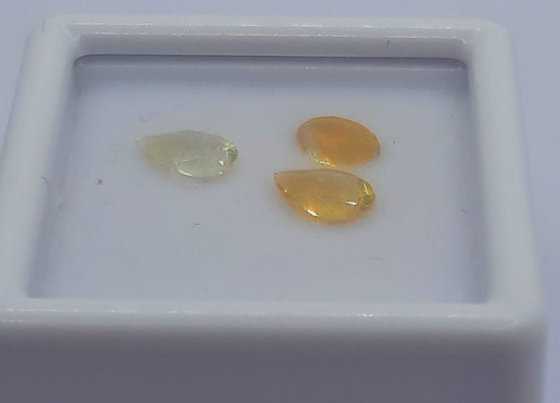 3 x assorted Citrine stones Carousel 4