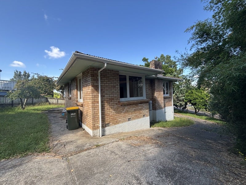 Image 1 of 20