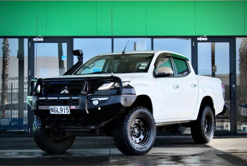 2021 Mitsubishi Triton CC C GLX 4WD 6AT 2.4