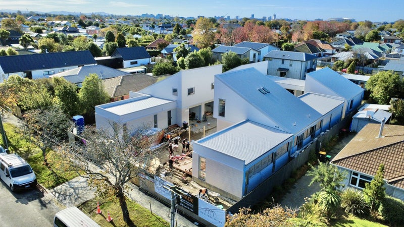Image 2 of 17
