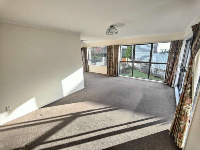 Image 1 of 18