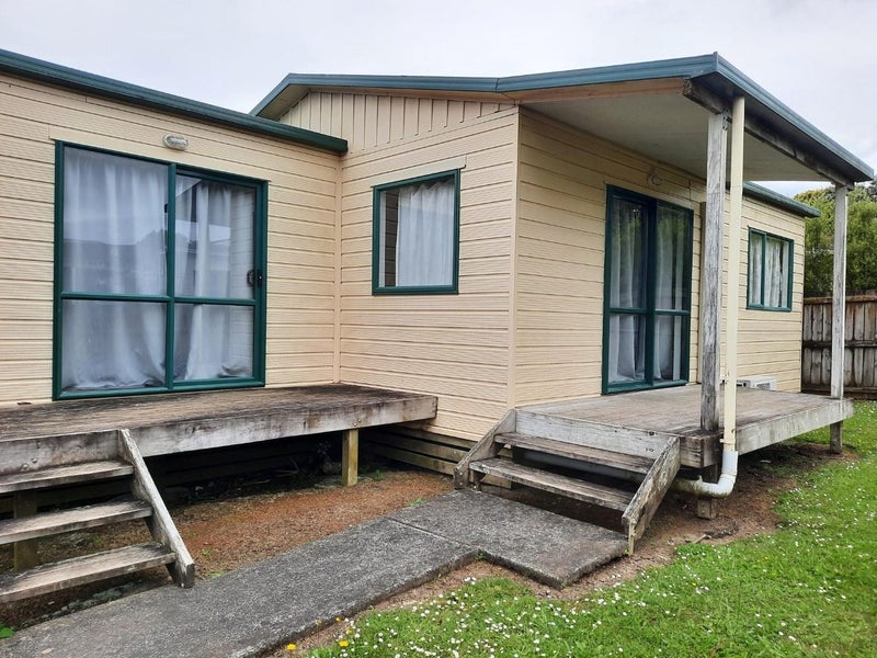 Image 1 of 8