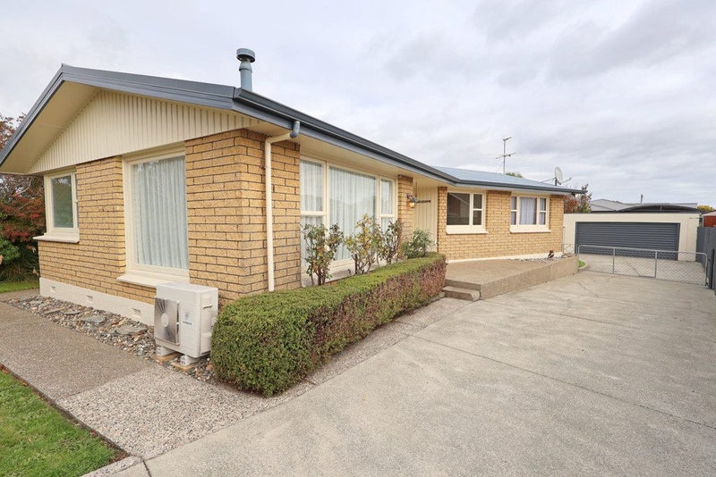 Image 1 of 20
