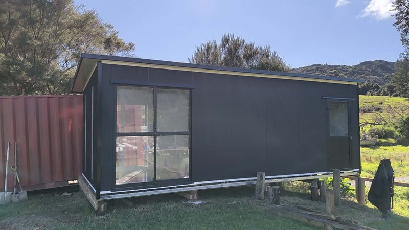 cabin with double slider door Carousel 7