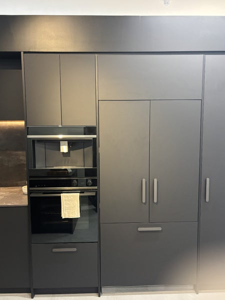 Ex-Showroom kitchen479025816530462723